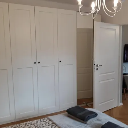 2 Bedroom Center カトヴィツェ